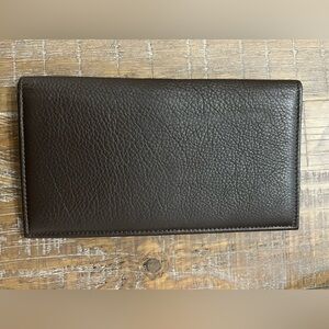 Danilo’s Luxury Pebbled Leather Wallet. Gorgeous wallet to hold all valuables.